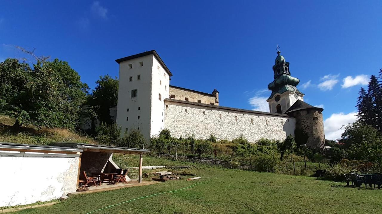 Hostel Skautsky Dom Banská Štiavnica Exteriör bild