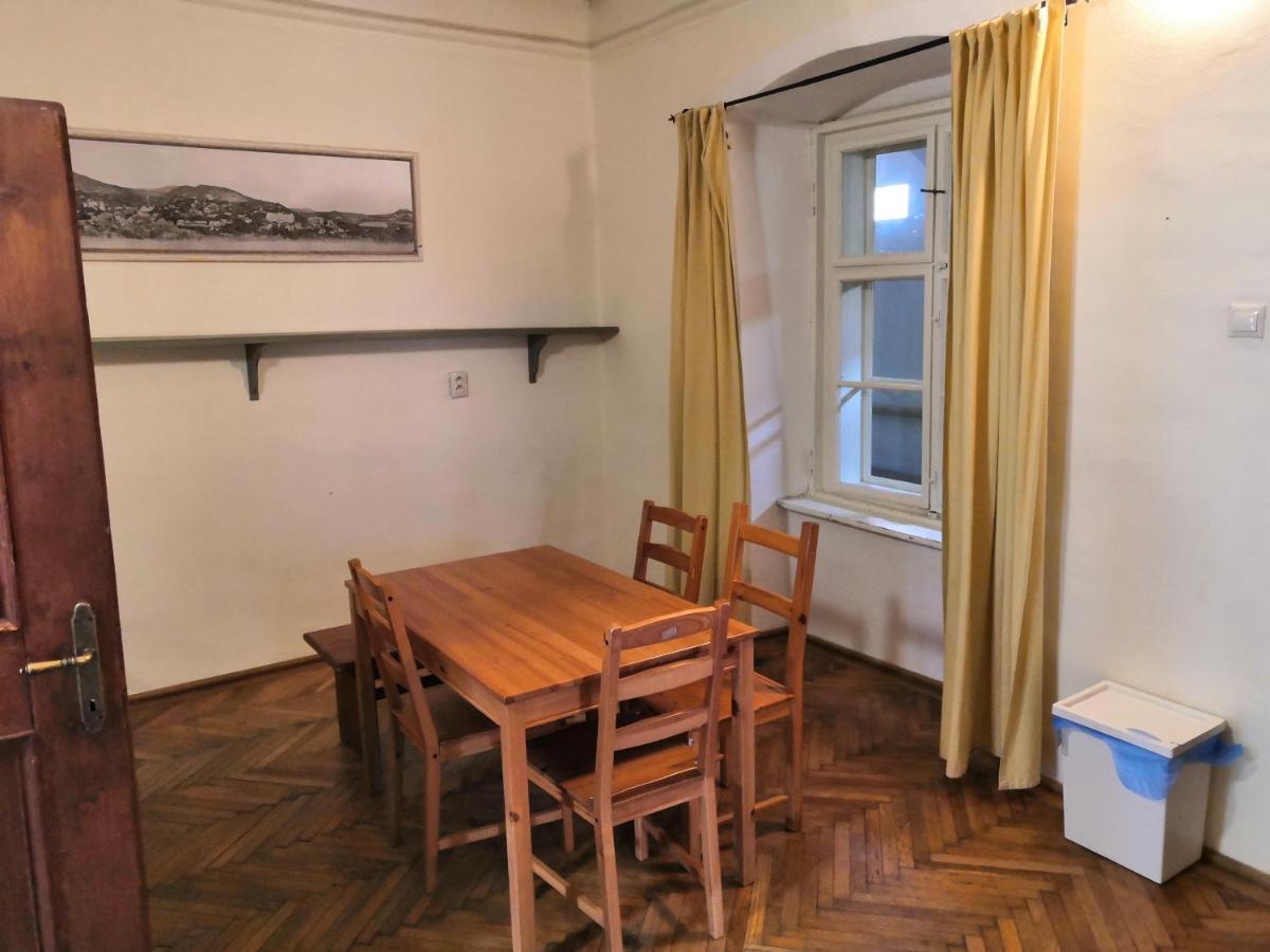 Hostel Skautsky Dom Banská Štiavnica Exteriör bild