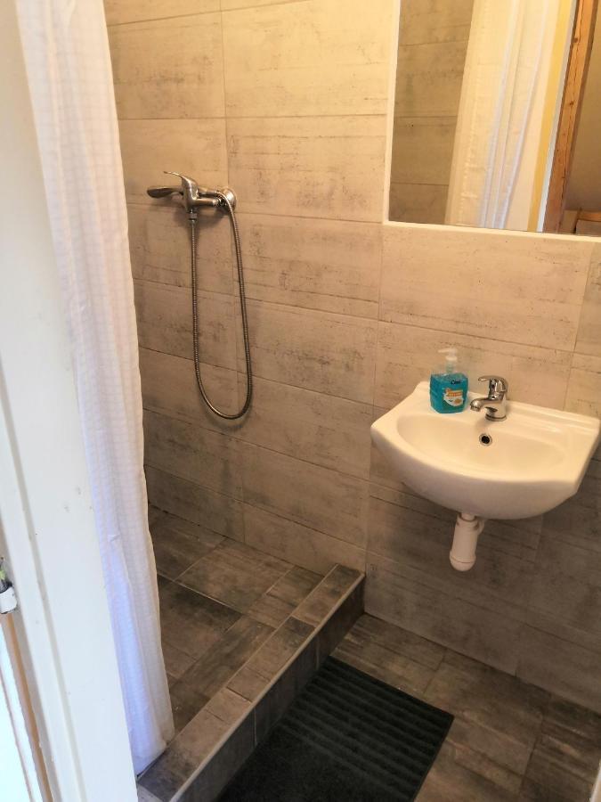 Hostel Skautsky Dom Banská Štiavnica Exteriör bild