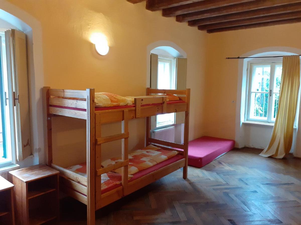 Hostel Skautsky Dom Banská Štiavnica Exteriör bild