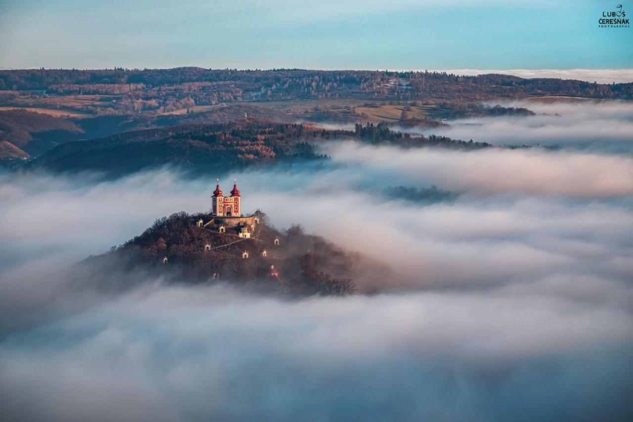 Hostel Skautsky Dom Banská Štiavnica Exteriör bild