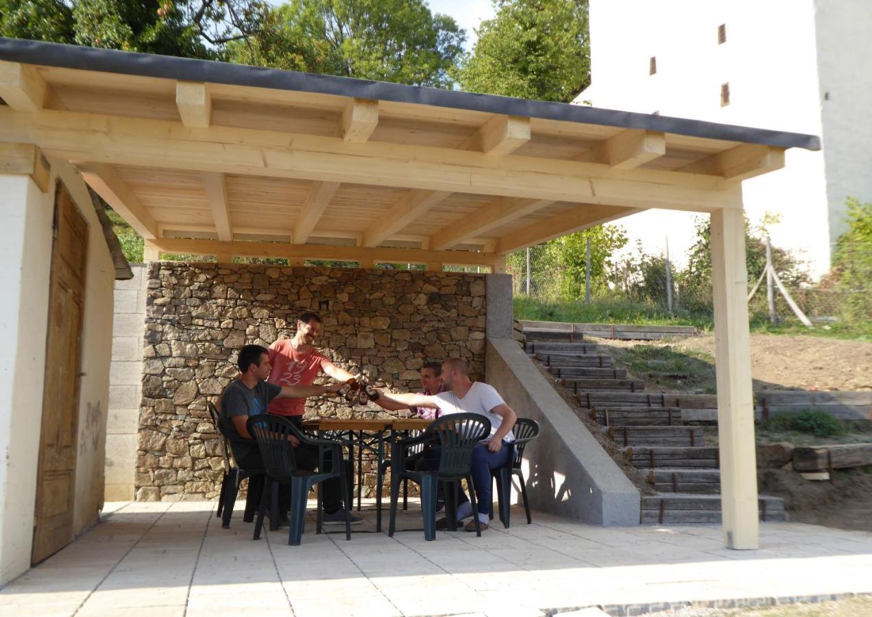 Hostel Skautsky Dom Banská Štiavnica Exteriör bild