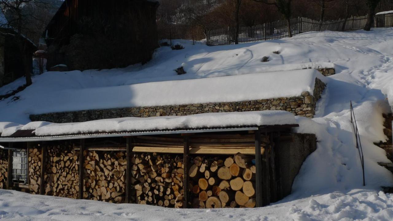 Hostel Skautsky Dom Banská Štiavnica Exteriör bild