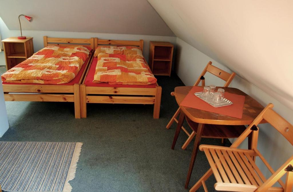 Hostel Skautsky Dom Banská Štiavnica Rum bild