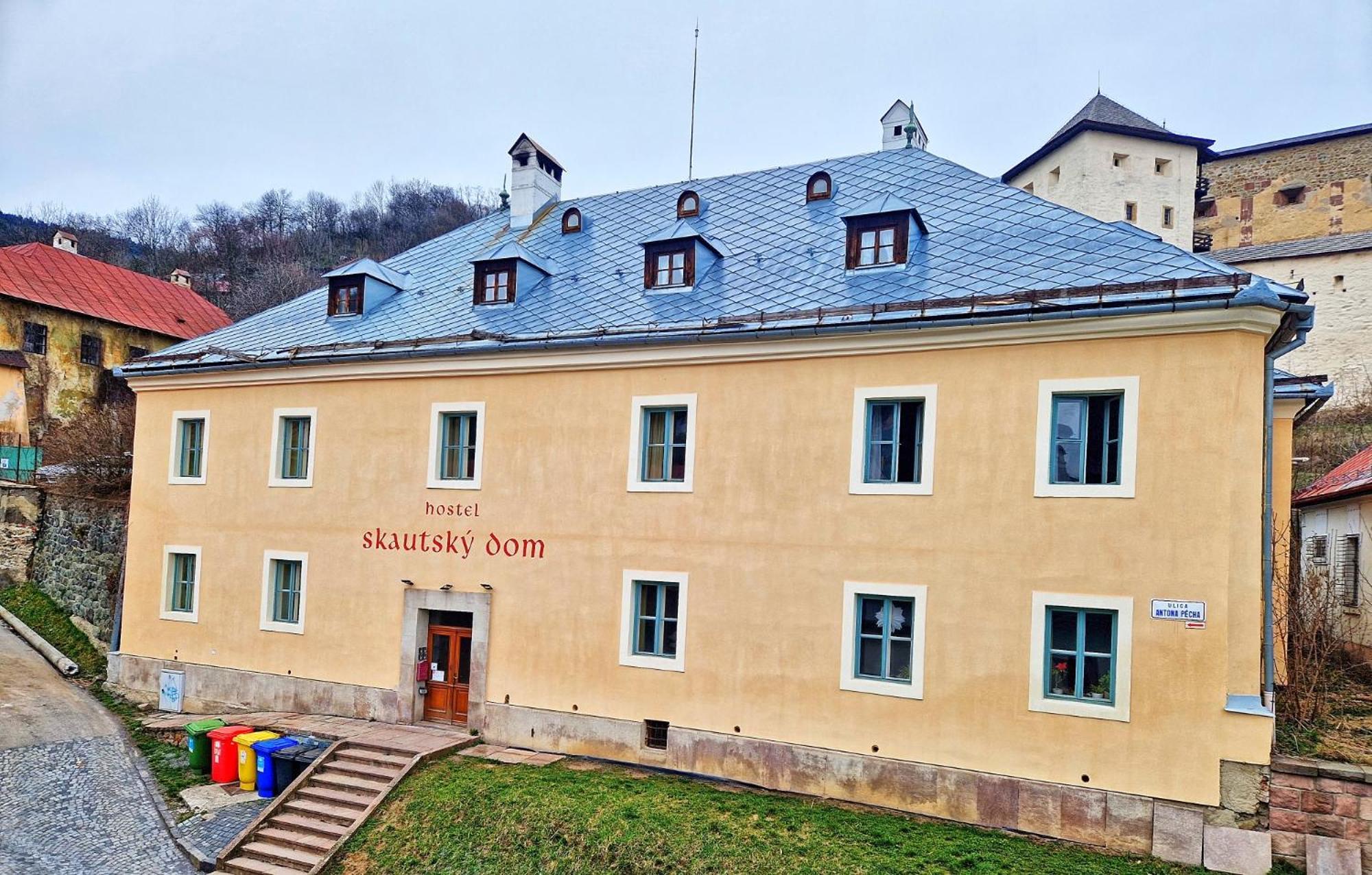 Hostel Skautsky Dom Banská Štiavnica Exteriör bild