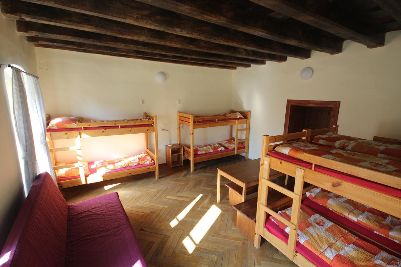 Hostel Skautsky Dom Banská Štiavnica Exteriör bild